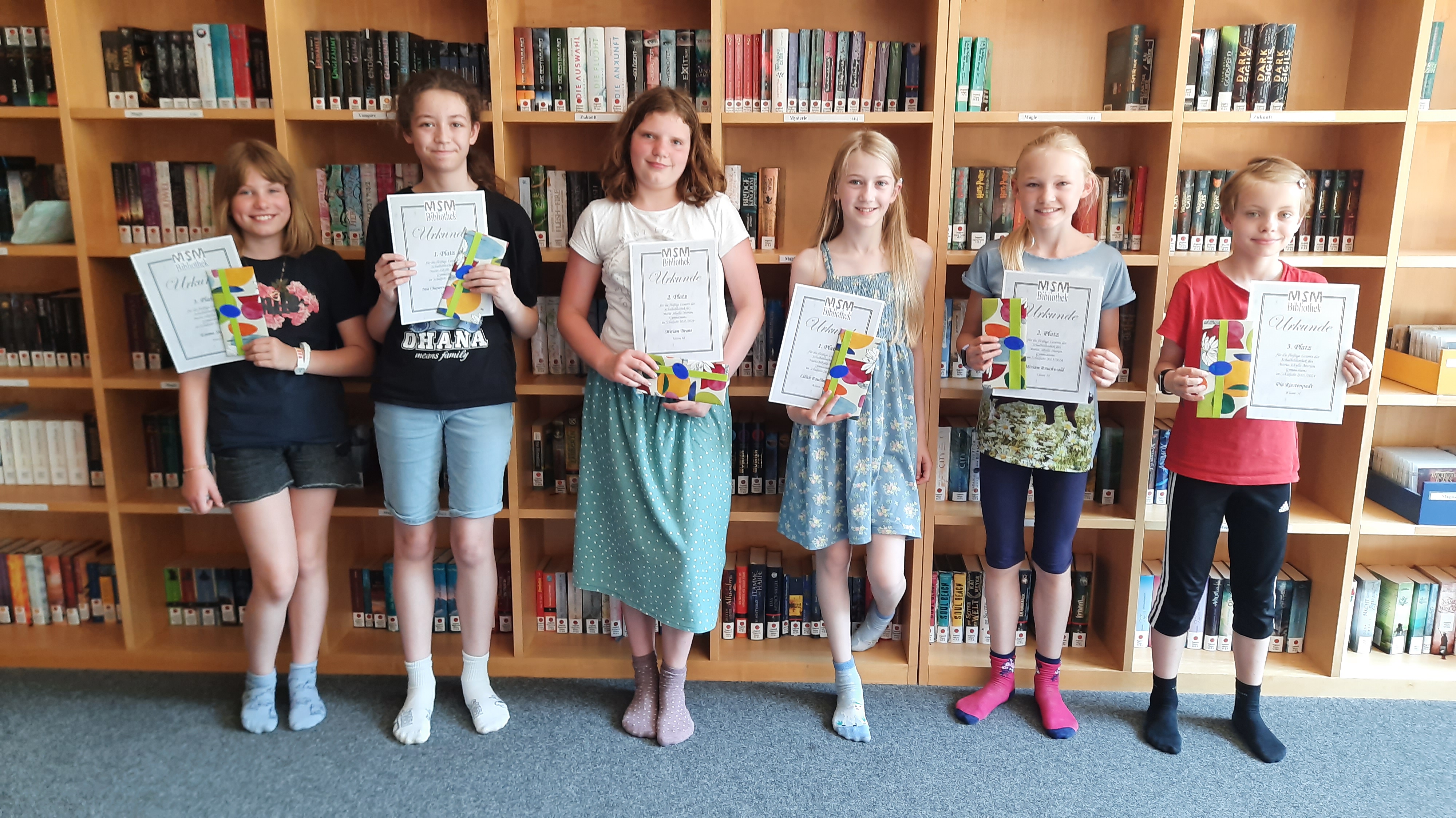 Leseköniginnen der Schulbibliothek